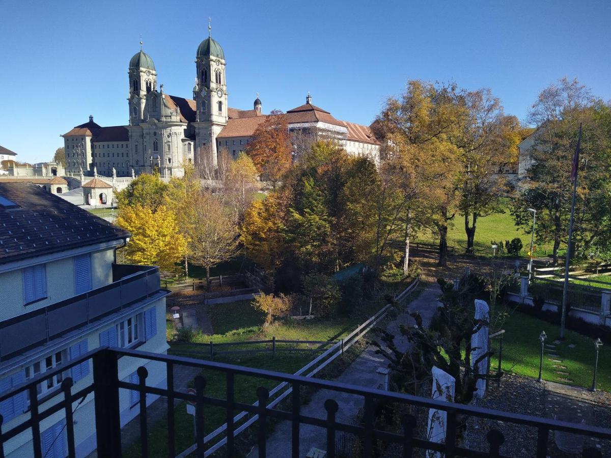 Gasthaus Meinradsberg 艾因西德伦 外观 照片